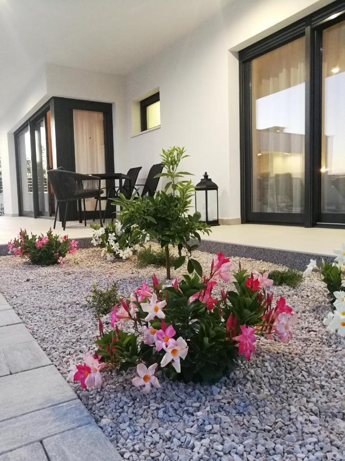 Villa Abelia ピロヴァッツ エクステリア 写真