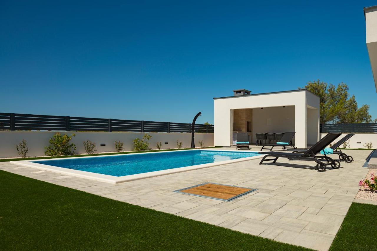 Villa Abelia ピロヴァッツ エクステリア 写真